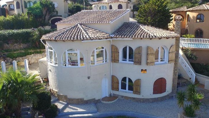 Fantastic villa with panoramic views in Benitachell