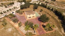 Finca y parcela grande en el entorno rural de Benissa