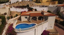 Charming house in Pedreguer with pool