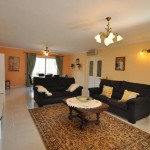 Villa on one level with beautiful view over Jalon valley