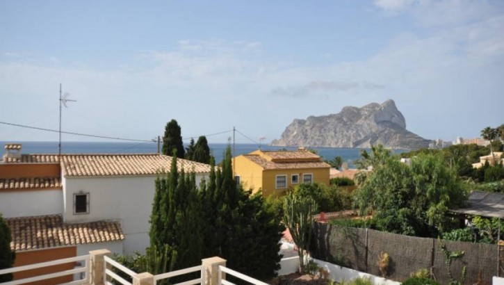 Villa en Calpe a poca distancia de la bahía y playa