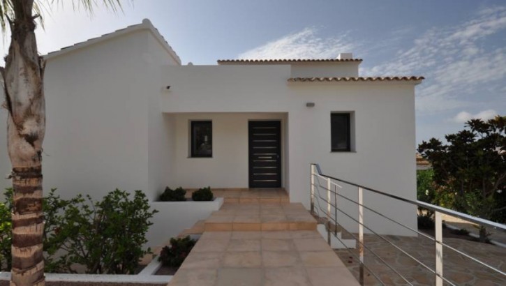 Villa in Calpe near the bay and beach of Les Bassetes