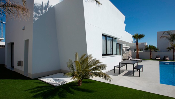 Luxury modern villas in Laguna