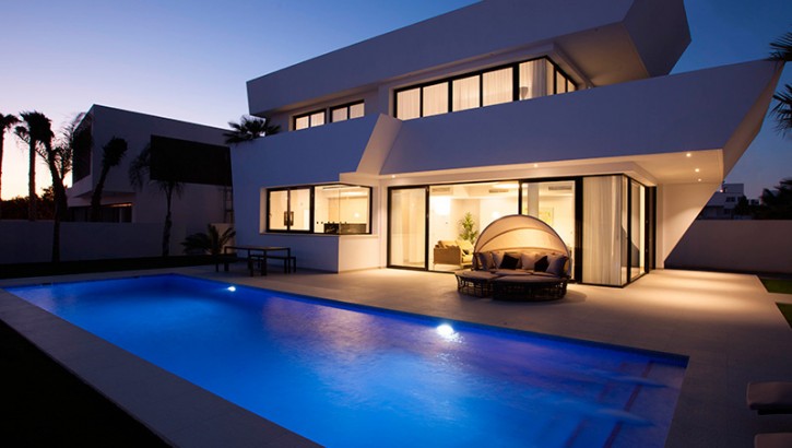 Luxury modern villas in Laguna