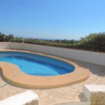 Villa rustico con piscina y vistas a Denia