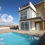 Top Lage Neubau-Villen mit Pool in Torrevieja