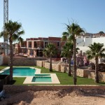 Villas independientes con piscina en Villamartin