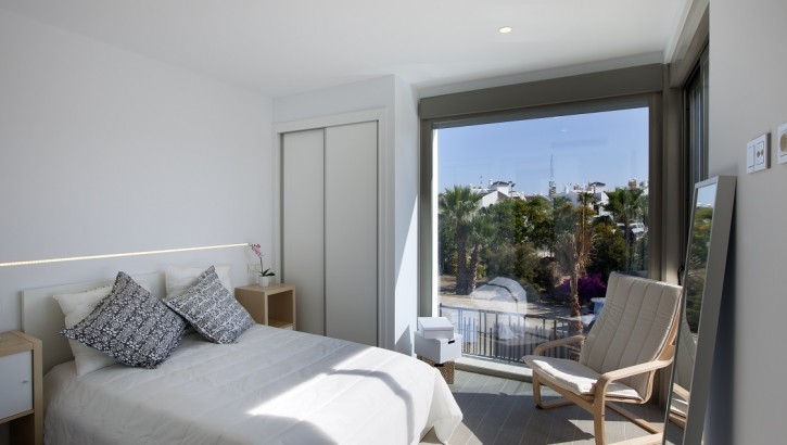 Belles maisons nouvelles à Villamartin Costa Blanca