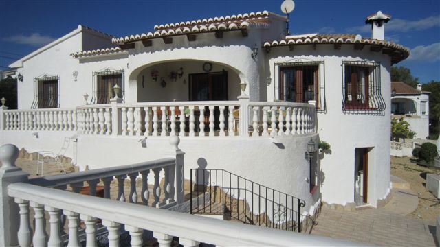 Très belle villa avec des vues sur mer à Benissa