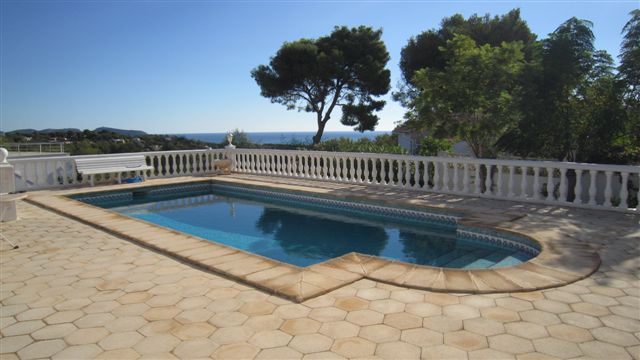Très belle villa avec des vues sur mer à Benissa