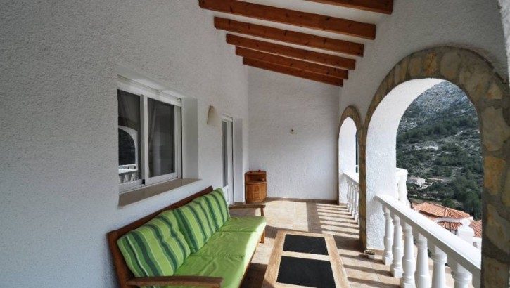 Beautiful villa with panoramic views in Pedreguer