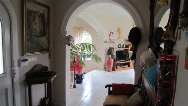 Villa bonita con psicina y vistas a Calpe