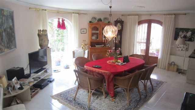 Maison avec des vues sur la montagne à Calpe