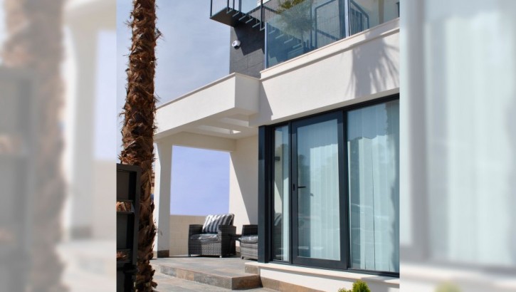 Luxury houses in Orihuela Costa (Villamartin)