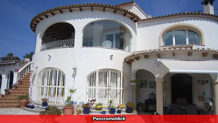 Großes Haus mit Panoramablick in Calpe