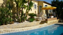 Attractive house with private pool in Moraira