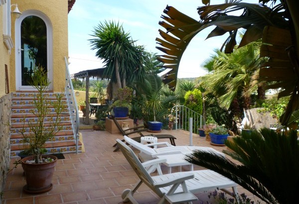 Attractive house with private pool in Moraira