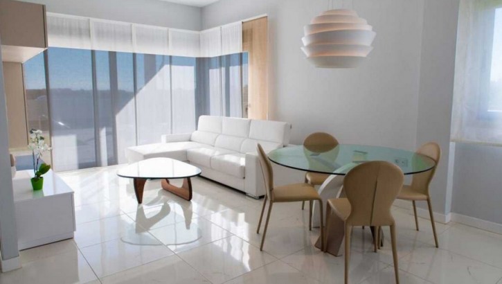 Duplex avec piscine privee à Villamartin (Orihuela Costa)