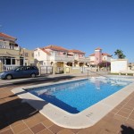 Belle maison mitoyenne près de la plage à Cabo Roig