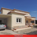 South facing villa with pool in Quesada