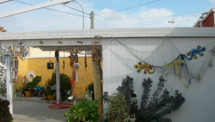 Freistehendes Haus mit separatem Gästeraum in San Luis, Torrevieja