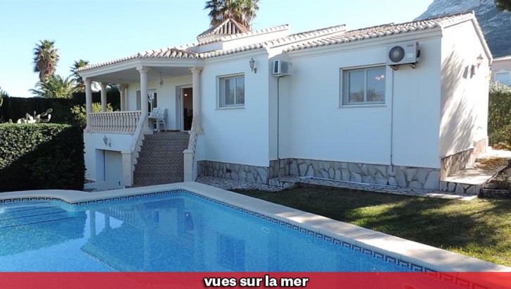 Modern villa with sea view in Denia