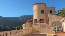 Villa with great sea views near Denia