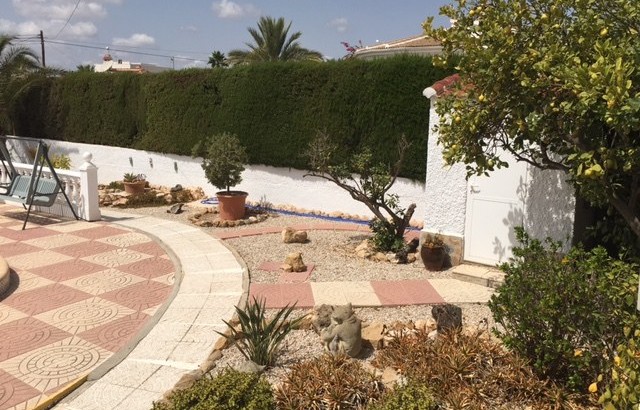 Bonita Casa con vistas y piscina a Quesada