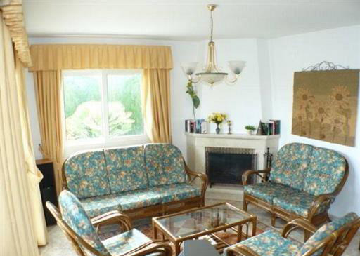 Villa moderna con vistas al mar a Denia