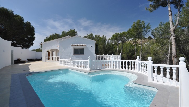 Renovierte Villa in Toplage in Moraira