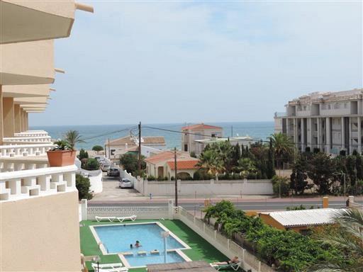Lovely apartment next to the beach in Denia
