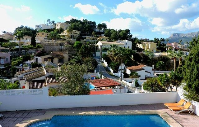 Beautiful villa with pool in Calpe