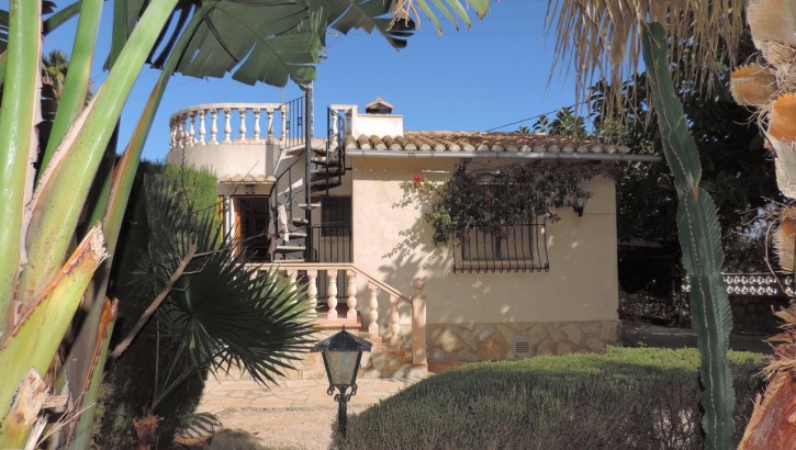 Gemütliches Haus mit Pool in Denia