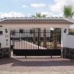 Villa bonita con un tereno grande en Los Montesinos