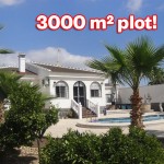 Beautiful villa with pool near Los Montesinos