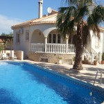 Nice villa with 2 units in La Marina