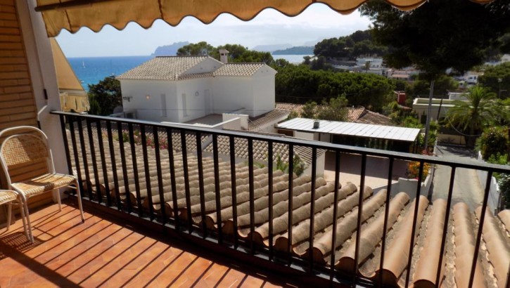 Semidetached house with sea view in Moraira