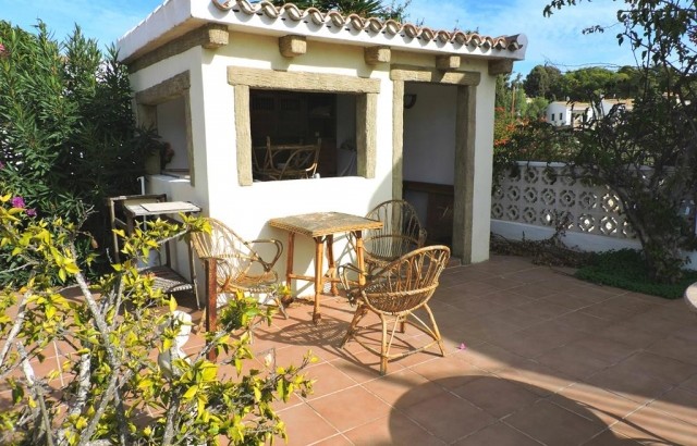 Große Villa mit Pool und Meerblick in Calpe