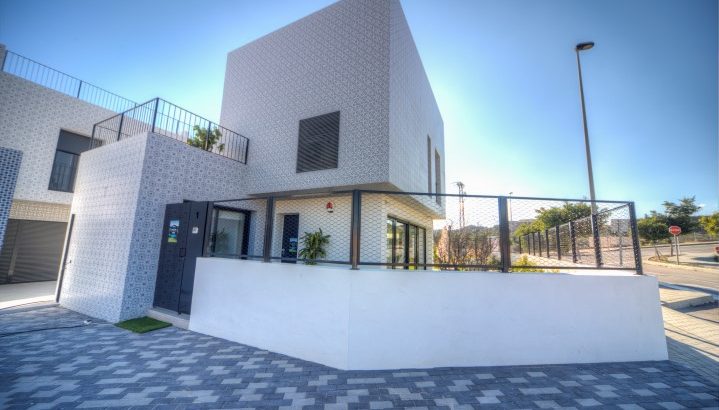 2 and 3 bedroom townhouses in Las Salinas