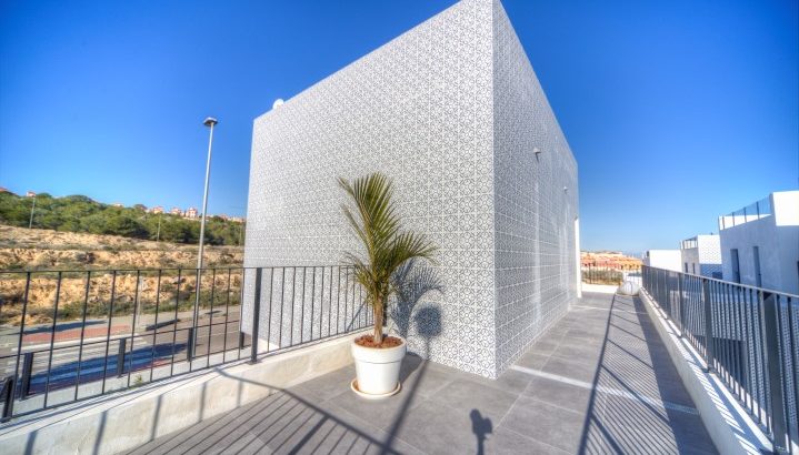 2 and 3 bedroom townhouses in Las Salinas