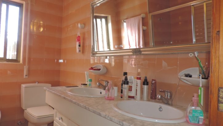 Villa in traumhafter Umgebung mit Pool in Denia