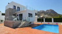 Beautiful new villas with sea views in Polop