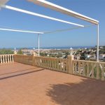 Villa moderna con vistas hermosas en Denia