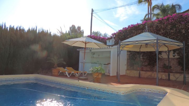 Lovely villa with views and pool in Denia