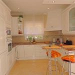 Nice villa with apartment and pool in Denia