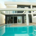 Moderne Doppelhäuser mit Pool in Santa Pola