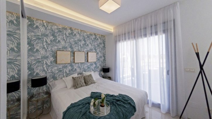 Lovely modern townhouses in Quesada
