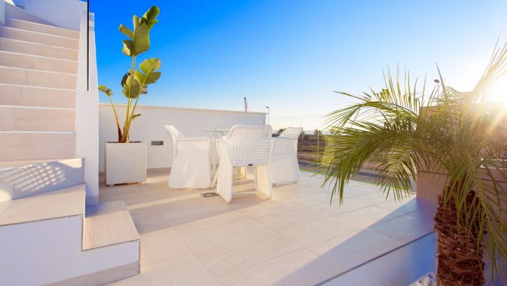 Lovely new villas near the sea in Guardamar