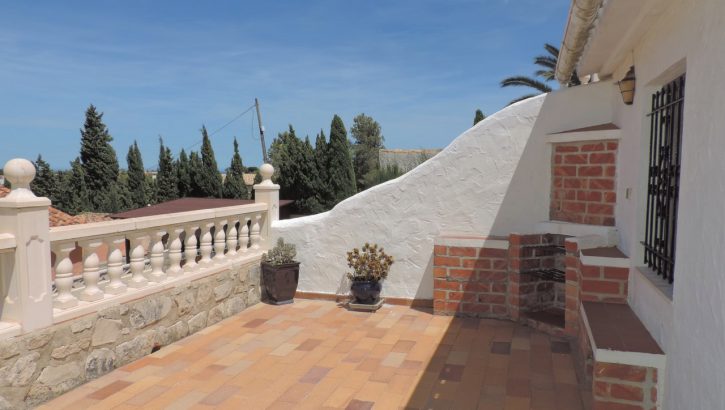 Nice villa with amazing views in Denia