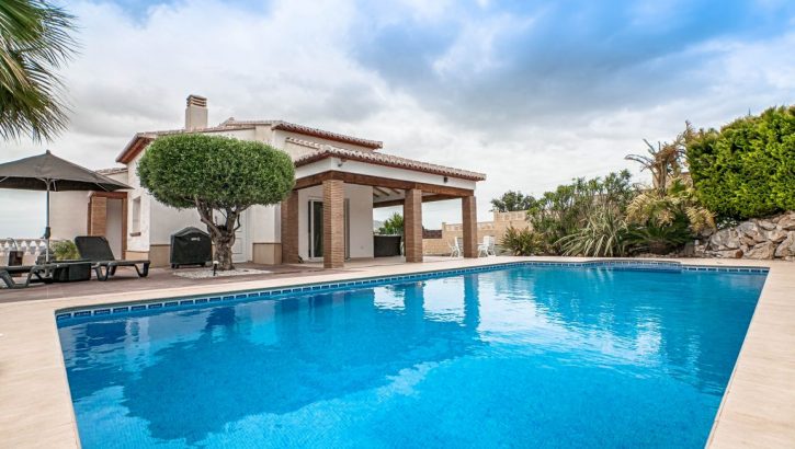 Groundfloor Villa with pool in Benitachell